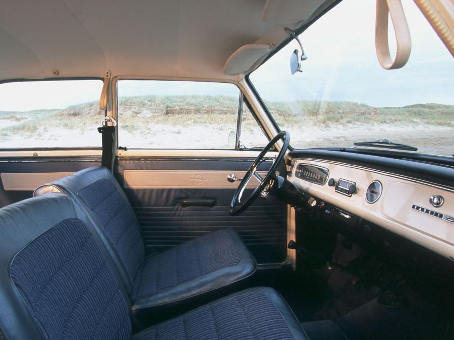 Интерьер Opel Kadett L (A) 1963 года  (фото 3 из 6)